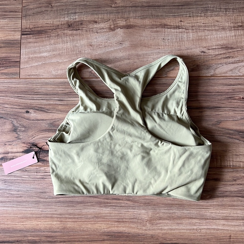 Alamae Apparell Talla  Padded Sports Bra Size Small in Sage Green - Picture 3 of 6